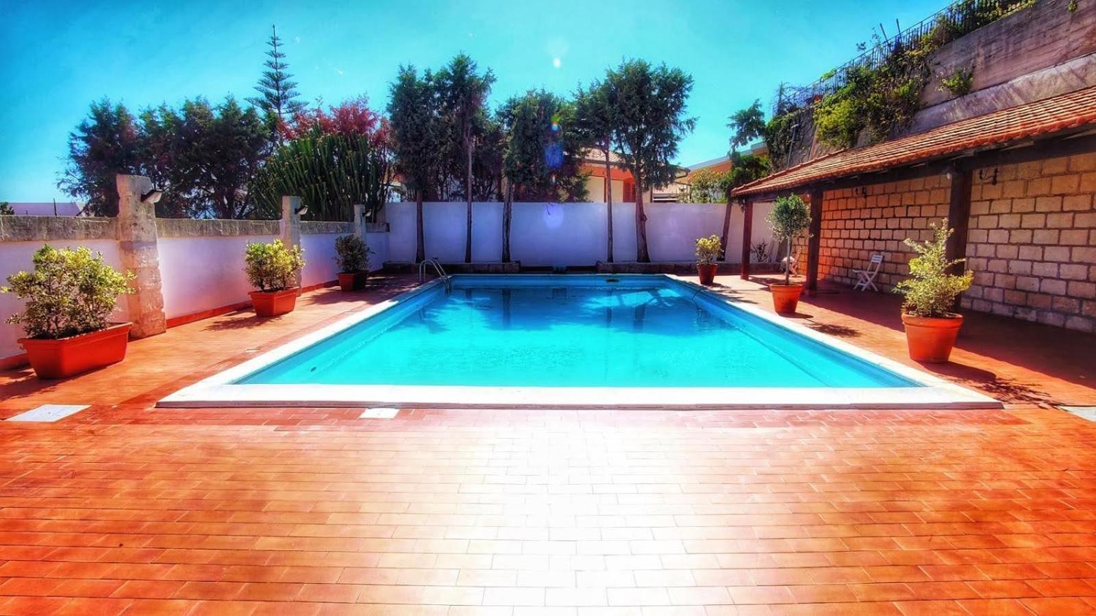 Aloha Village - Bed&Pet メッシーナ エクステリア 写真